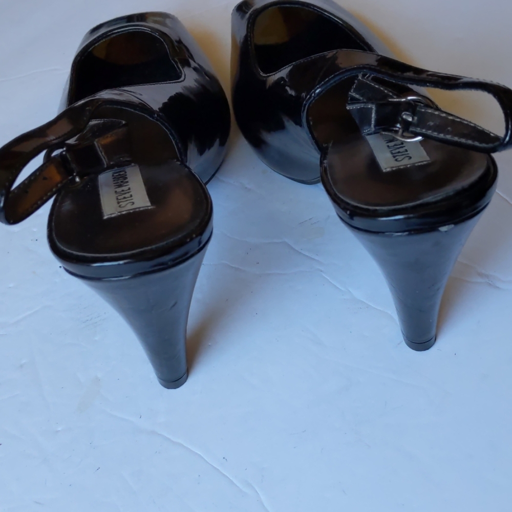 Steve Madden Black Patent Peep-Toe Slingback Heels - Picture 3 of 7